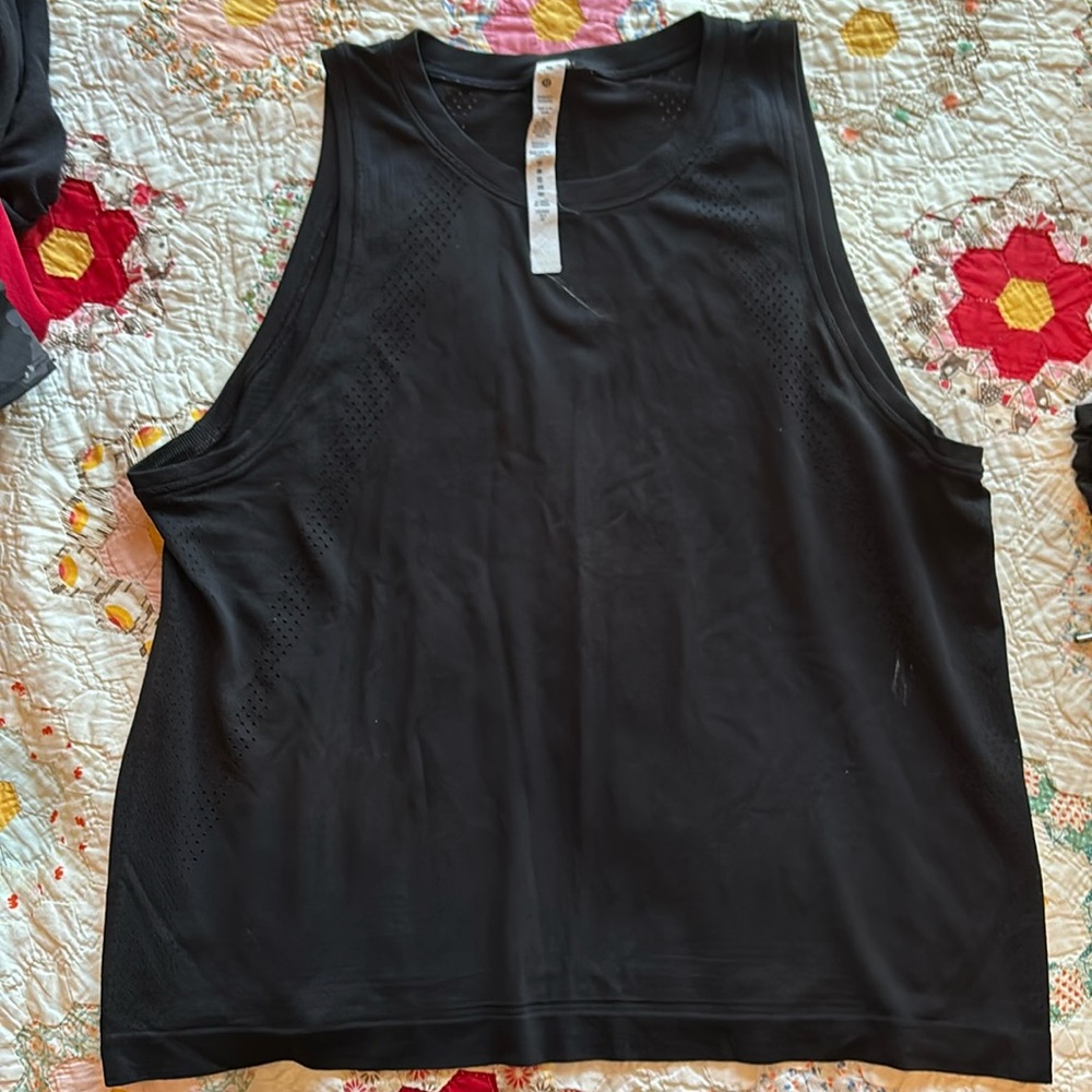 Lululemon Tank